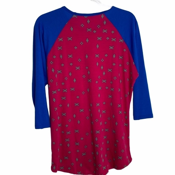 Colourful and stretchy  baseball T - Picture 5 of 6